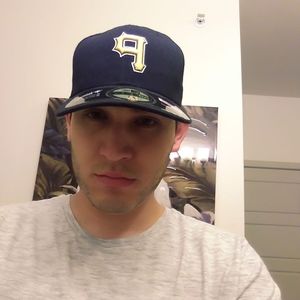 Meet your Posher, Eduardo